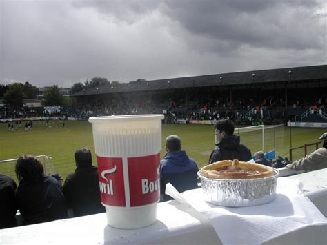 pie and bovril|pie and bovril amateur.